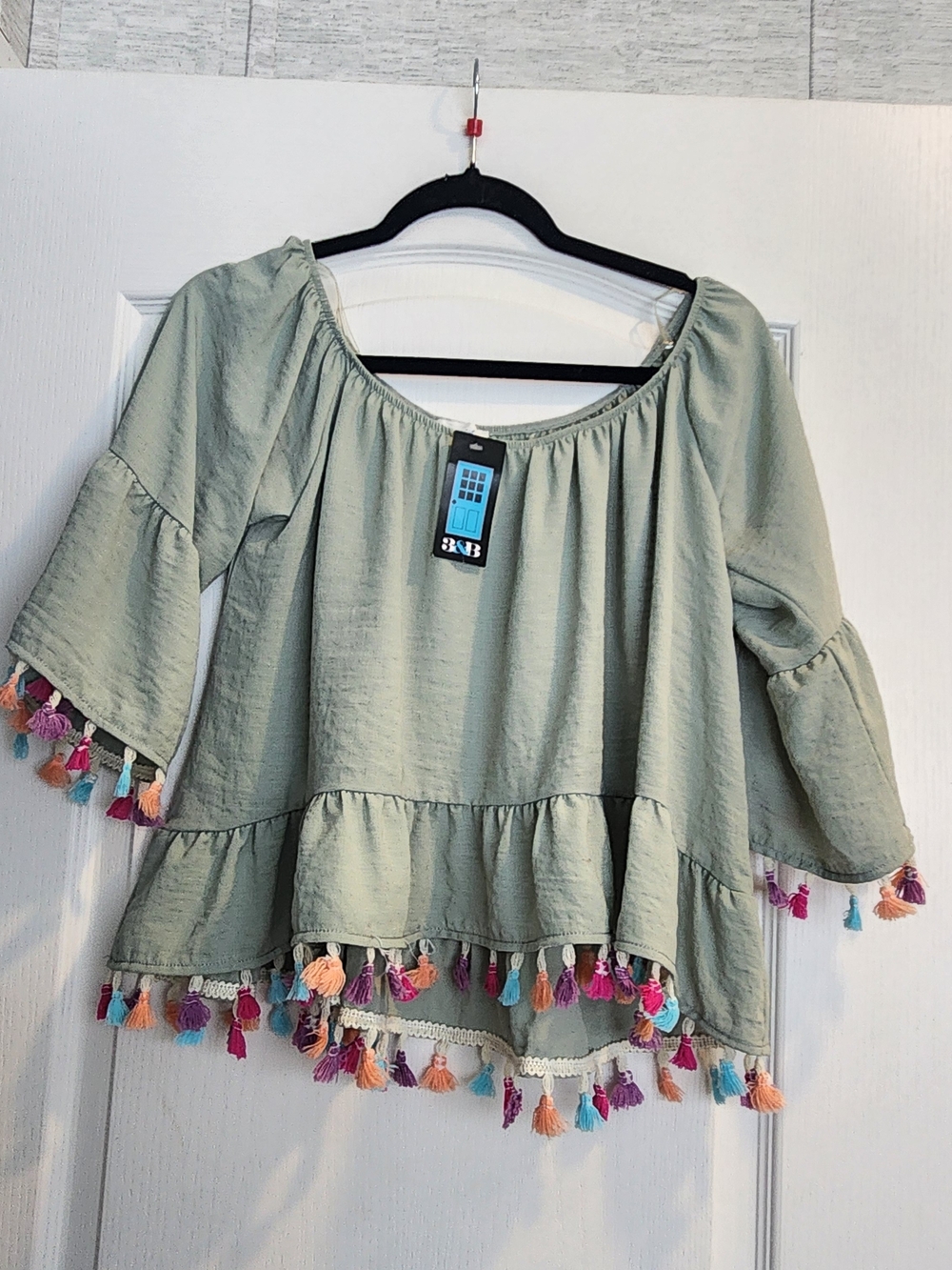 Peach Love California Sage Green Boho Tassel Peasant Top M BNWT
